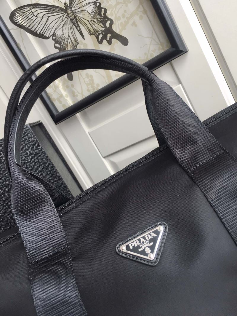 Pra*a travel bags